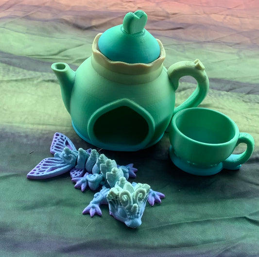 Teapot Set and Dragon